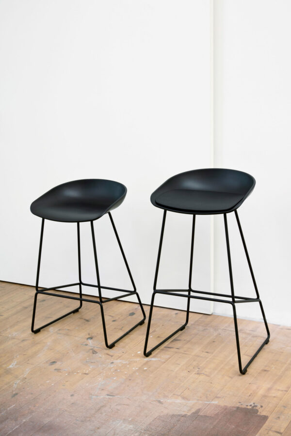 Tabouret de bar Aas38, haut, pieds métal noir