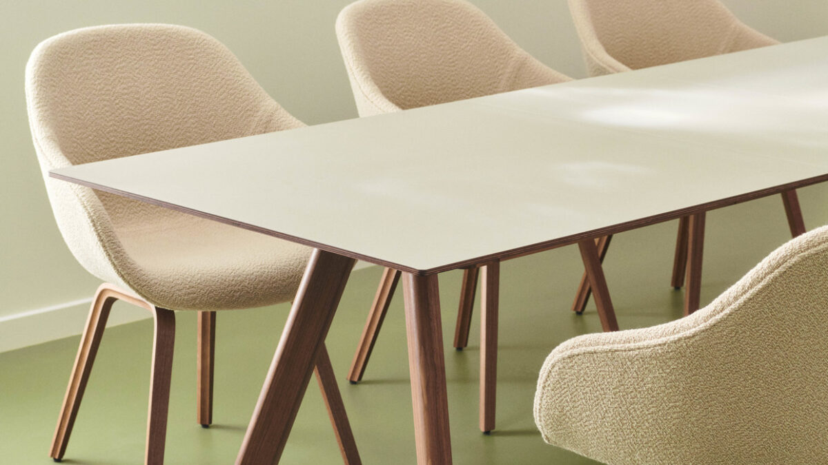 Hay Dining campaign – 20% sur une sélection de tables et de chaises