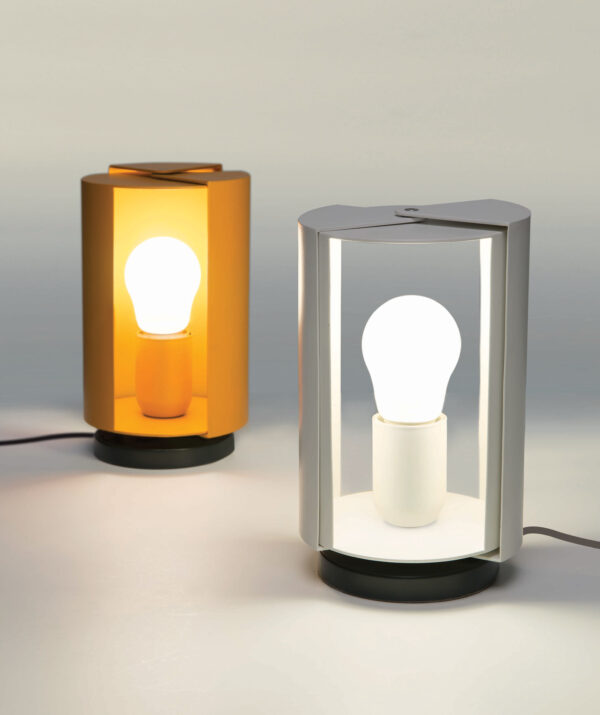 Lampe Pivotante à Poser, Rouge carmin, Charlotte Perriand, 1962