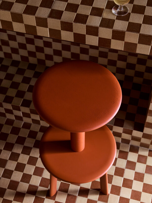 Tabouret Massif AV40, Rouge Braise, H.75 cm