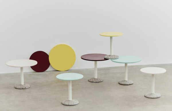 Ceramic Table - Ø70 - Warm White