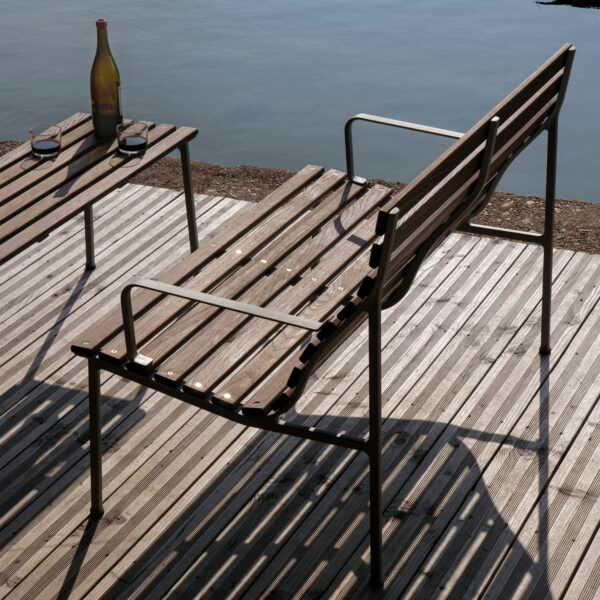 Traverse banc lounge avec accoudoirs