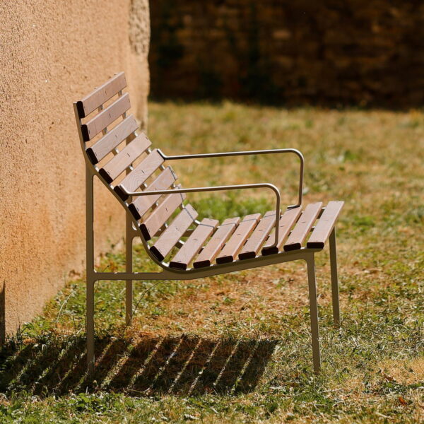Traverse banc lounge avec accoudoirs