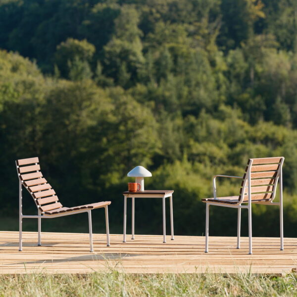 Traverse - Chaise à accoudoirs
