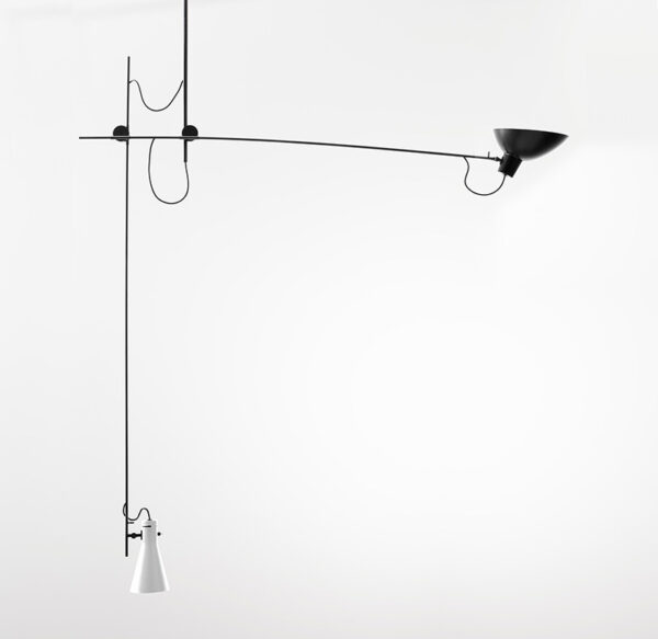Suspension VV Cinquanta ,Structure noire, abat-jour blanc et noir
