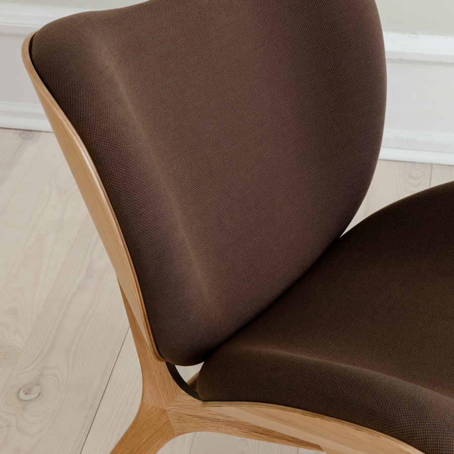 Fauteuil A Conversation Piece – Oak & Mocca
